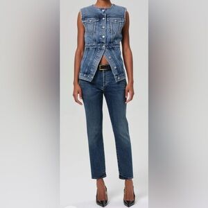 Citizens Of Humanity Straight Leg Jeans in Dark Blue Wash